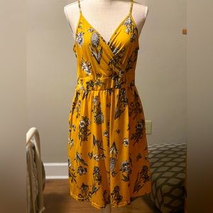 Knee-length Faux Wrap Floral Yellow Sundress with Pockets Size Large